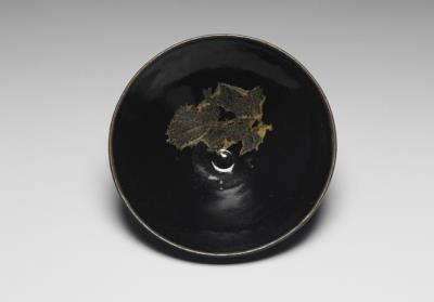 图片[3]-Tea bowl in black glaze with leaf pattern, Jizhou ware, Southern Song dynasty (1127-1279)-China Archive